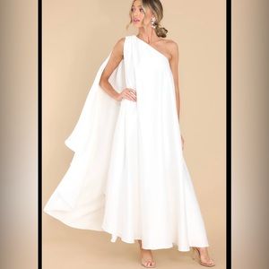 White Dress- Red Dress Boutique
